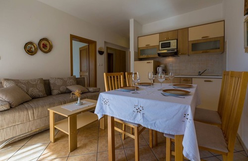 Dramalj Apartment | Fantastic flat just 100 metres from the beach with sauna, jacuzzi, sea view