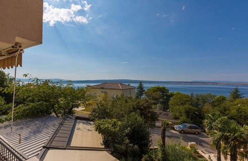 Dramalj Apartment | Fantastic flat just 100 metres from the beach with sauna, jacuzzi, sea view