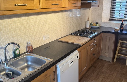 Ashford-in-the-Water Cottage | FANTASTIC OFFERS AVAILABLE! - A Luxury 3 bedrooms, 3 bathrooms