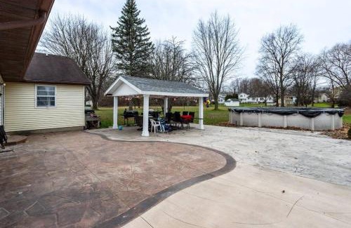 Gates-North Gates House | Fantastic Home Near DWTN/Airport