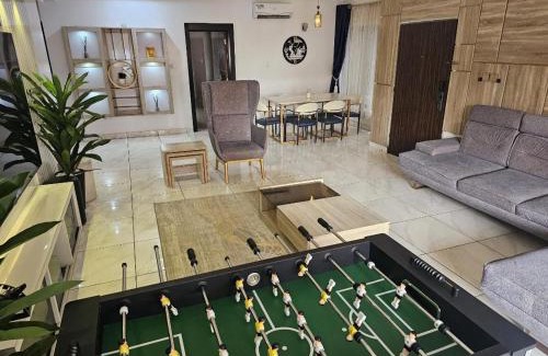 Ofin Apartment | Fantastic Oniru Estate Apartment
