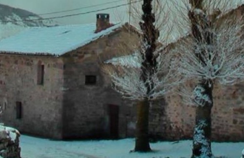 Valberzoso Cottage | Fantastic rural house "La Hornera de la Abuela"