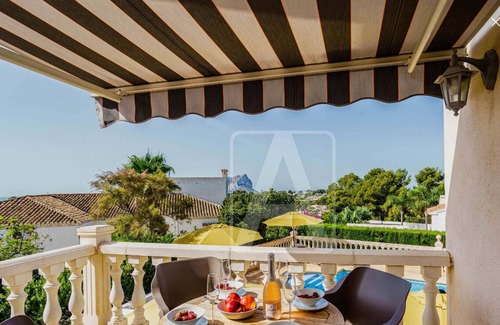 Urbanitzacio la Fustera House | Fantastic sea view and view of Calpe with large pool