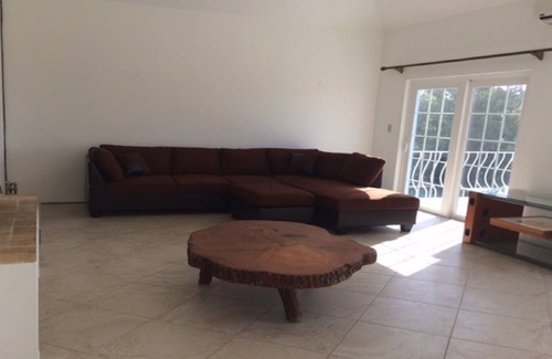 Crawl Hill House | FANTASTIC SPACIOUS VACATION HOME