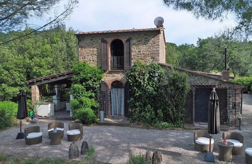 Caldana House | Fantastic Tuscan villa in a secluded location with pool and outdoor kitchen, close to the sea