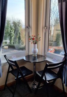 Kirkcaldy Apartment | Faodail, 1 Bed Studio apartment at Ravenscraig Castle and Park