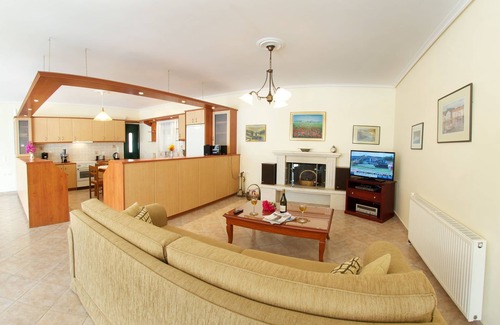 Agia Efimia Condo | Faos Luxury Apartments 2