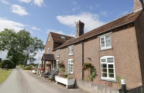Little Haywood House | Far Coley Farm and Kilnhurst Log Cabin