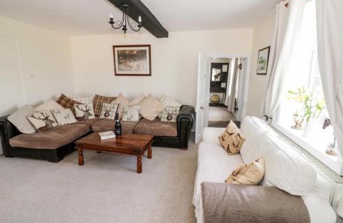 Little Haywood House | Far Coley Farm and Kilnhurst Log Cabin