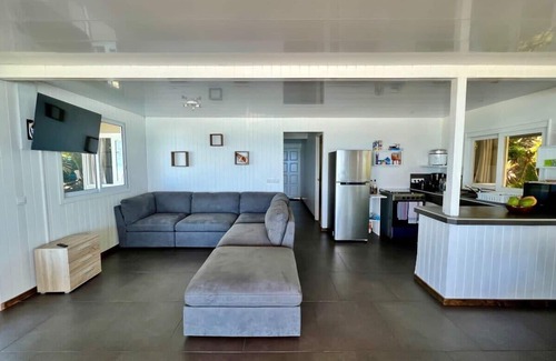 Moorea-Maiao Cottage | Fare Matairoa - Cozy Cottage w Pretty Beachfront