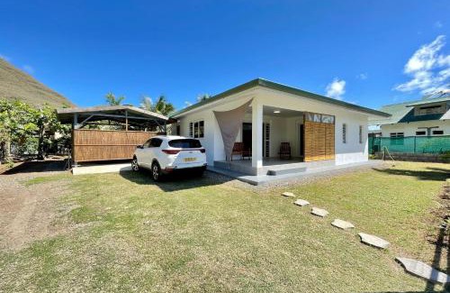 Pihaena House | Fare Moorea Sands between sea and mountain on the sister Island Moorea