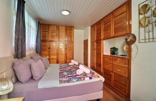 Papeete House | Fare Nãhina - 2 Bedrooms - City Center - Swimming Pool