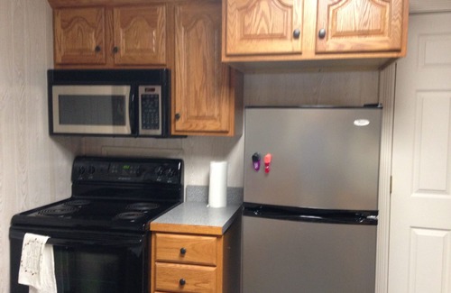 Ramblewood Apartment | Farm cottage for football/graduation weekends.