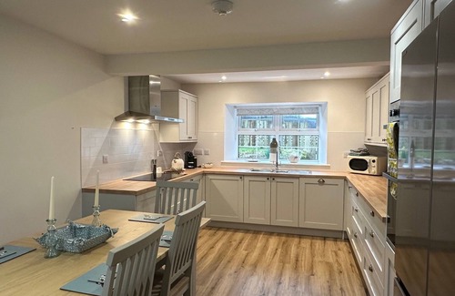 Slate Islands Cottage | Farm Cottage 1 - a spacious house that sleeps up to 8 guests