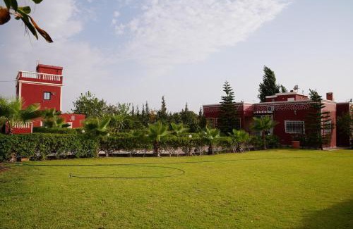 Ouled Cebbah Villa | Farm Fields and Forests 20 min from carrefour berchid