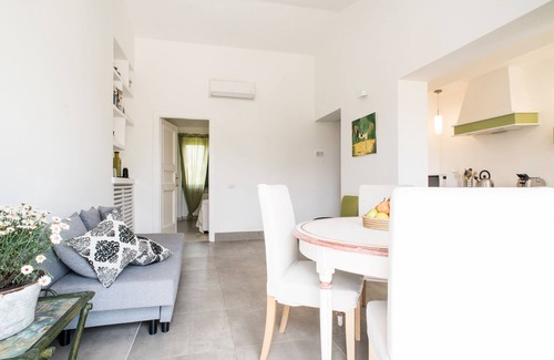 Nepi House | FARM HOUSE LA GHIGA- CARBONCELLA COTTAGE