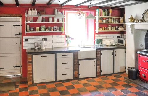 Llanybydder Cottage | Farm House - UK50262