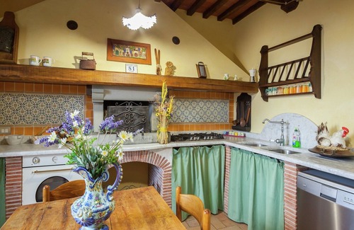 Castiglione di Garfagnana House | Farmhouse near Castiglione di Garfagnana
