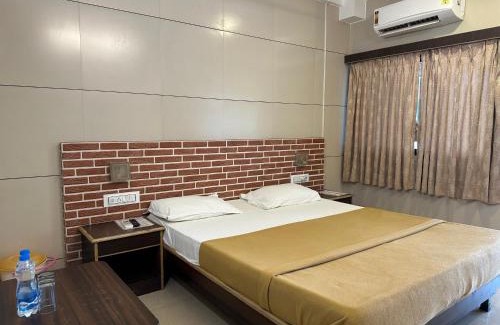 Gorai Hotel | Farm Regency