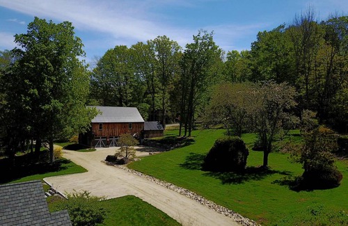 South Berwick House | Farmhouse ∙ 2 bedrooms ∙ 4 guests