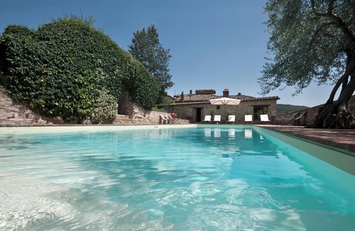 San Venanzo Apartment | Farmhouse apartments with breathtaking scenery and unspoiled nature.