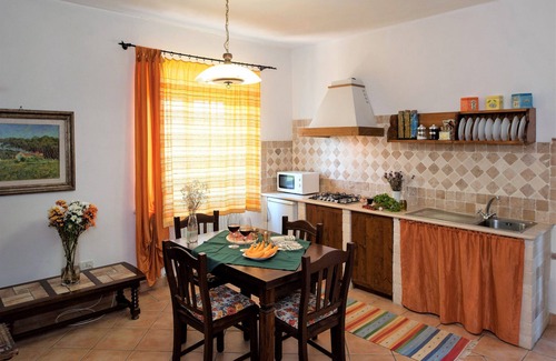 Bollano Apartment | Farmhouse for 8 people with swimming pool in Asciano and near Siena