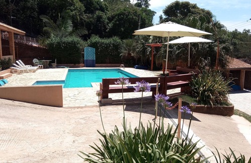 Jarinu House | FARMHOUSE - HIGH STANDARD, HEATED POOL ALL YEAR ROUND, FAMILY GROUPS ONLY.
