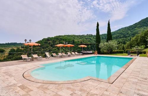 Neri Villa | Farmhouse in Chianti with Pool and Garden