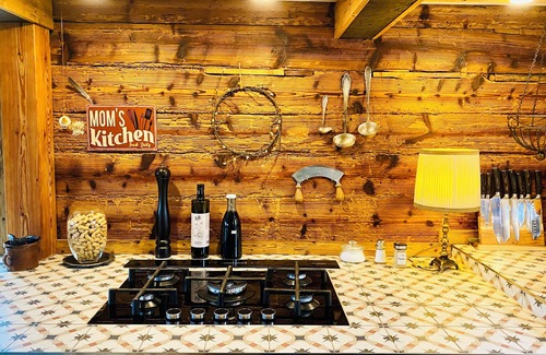 Herisau Other | Farmhouse in secluded location for 10 people with pool and hot tub & dogs welcome