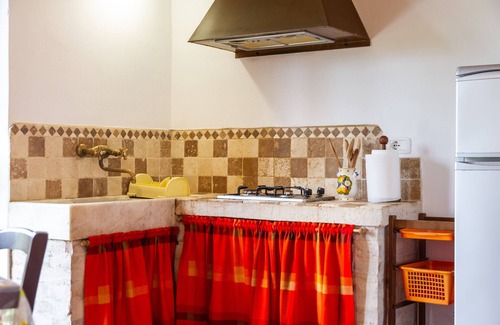 Braccagni Other | Farmhouse 'Le Gerlette - Il Granaio' with Shared Pool, Wi-Fi and Air Conditioning