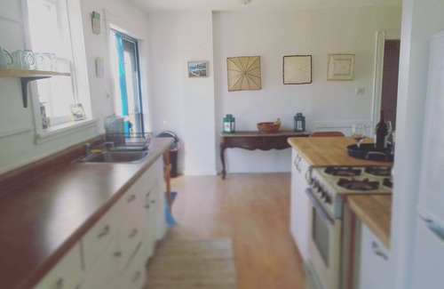 White Sands Cottage | Farmhouse on the sea