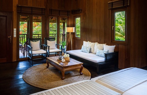Sameakki Mean Chey Hotel | Farmhouse Resort & Spa