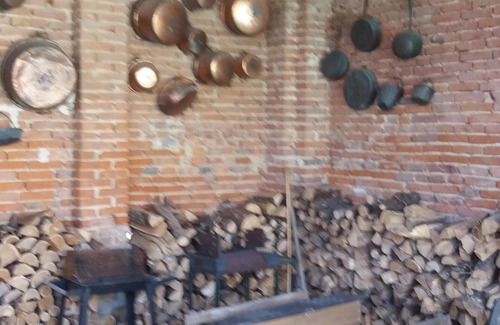 Portacomaro House | Farmhouse with swimming pool in the green countryside of Monferrato astigiano.