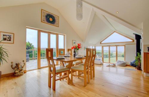 Porthcothan House | Farmlands