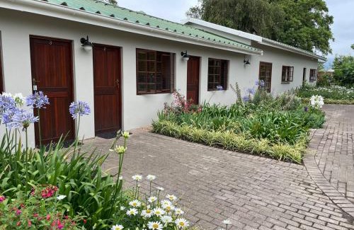 George Bed & Breakfast | Farmlands Guesthouse