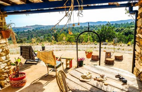 Vilanova d'Alcolea Cabin | FarmSKY 1 Double or Single Bedroom at WILD SPIRIT Eco Farm