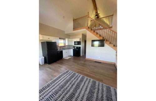 Harrodsburg Villa | Farmview Villa on Bourbon Trail with HOT TUB-6