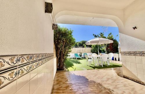 Gambelas Villa | Faro Terrace Villa by Homing