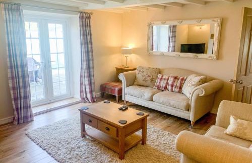 Sturton By Stow House | Farriers Cottage