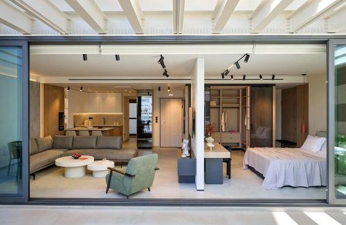 Piraeus Apartment | Fasma Suites Luxury Apartments in Piraeus