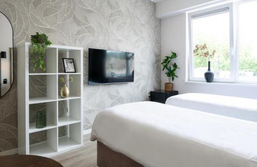Raamsdonksveer Apartment | Fast Wifi, Kitchen Access Suite Maison Lux