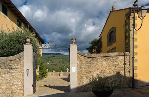 Terranuova Bracciolini Villa | Fattoria di Piantravigne Villa Storica del 600