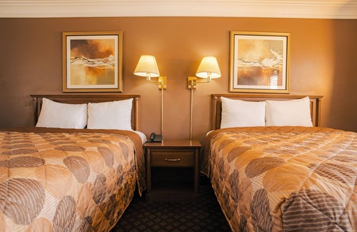 Sarnia Hotel | Fauld's Motel