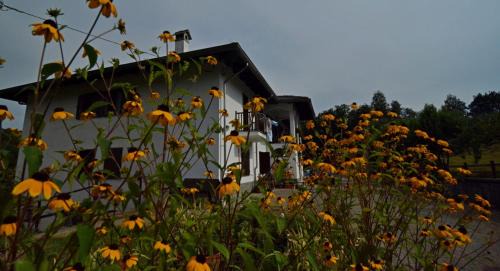 Rueglio Bed & Breakfast | Favetto Family Ranch