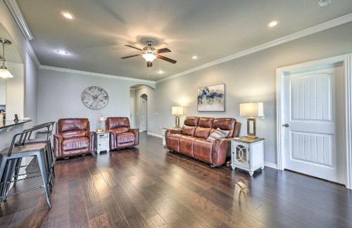 Fayetteville House | Fayetteville Home Near University and Biking Trails