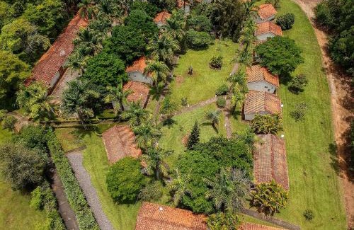 Itapetininga House | Fazenda em Itapetininga, Paz, Descanso e Piscinas (com WiFi)