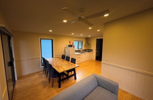 Cape Otway Cabin | FDE 4 - FAMILY DELUXE 2 BEDROOM CABIN