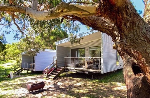 Cape Otway Cabin | FDE 4 - FAMILY DELUXE 2 BEDROOM CABIN