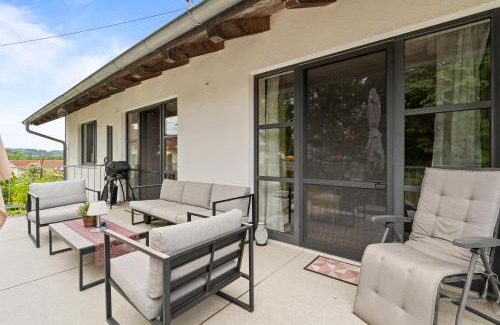 Memmingen Apartment | Fe Wo Brunnen - 120 qm - ruhige Lage - viel Natur- komfortabel - grosser Balkon und Garten - 3D Rundgang verfügbar