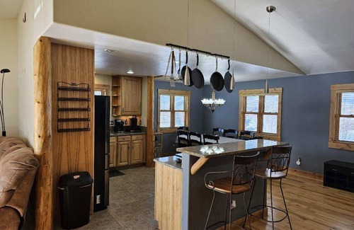 Granby House | Feel at Home at Bailey’s Homestead, Pet-Friendly!